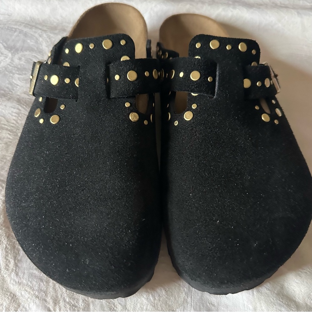 New never worn Birkenstock Black Mules with Gold Rivets